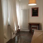 Un Nido Nel Centro Storico Con Garage *